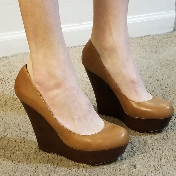 Steve Madden | Shoes | Steve Madden Pannick Brown Leather Wedge Pumps |  Poshmark